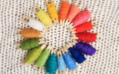 Cose, teje y crea: Imagen del Club de Artes Textiles